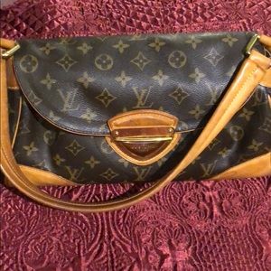 Louis Vuitton Beverly mm
